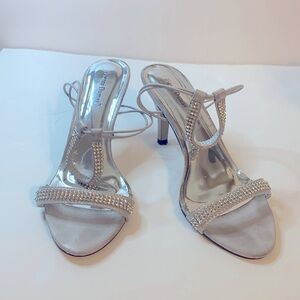 Pierre Dumas Dressy Silver Rhinestone Approximately 3 inch Heels Size 9M Used